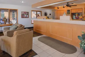 Americas Best Value Inn & Suites Atlantic - Rezeption