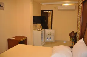 Sunshine Pyramids Hotel & Restaurant - Habitación