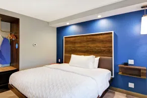 Tru by Hilton Richmond - Chambre