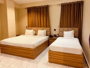 Hotel Pearl Inn - Room