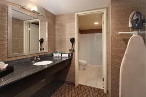 Holiday Inn Express Port Hueneme by IHG - Salle de bain