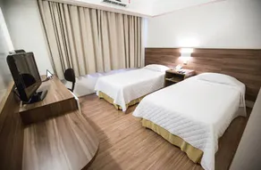 Mogano Business Hotel- ELETROPOSTO - Habitación