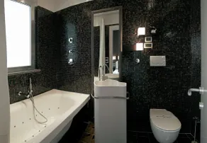 Victoria Hotel - Bathroom