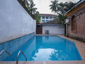 Madpackers Goa Anjuna - Bar - Pool