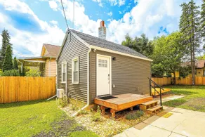 Tiny Home w/ Deck: Close to MSU Campus - Innenbereich