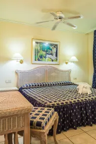 Apartamentos BlueBay Beach Club - Room