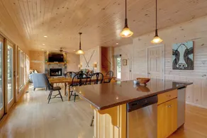 Mountain View Cabin on Lake Blue Ridge: Hot Tub! - Interiør
