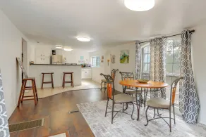 1 Mi to Fanning Springs! Home on Private Acreage - Interiør
