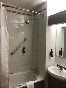 Days Inn Southampton Rownhams - Baño