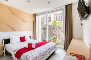 RedDoorz near Universitas Islam Indonesia - Chambre