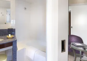 Odeon Hotel - Bad