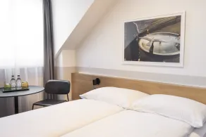 Fred Hotel Hauptbahnhof - Værelse