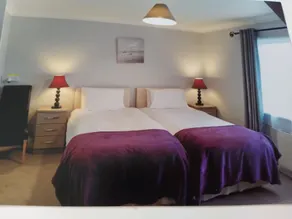 ELMGROVE , Croagh Patrick, Westport - Camera