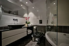 21st Floor Hotel - Salle de bain