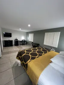Super 8 by Wyndham McAllen-Downtown-Airport-LA Plaza Mall - Chambre