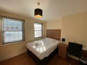 Wendover Arms Hotel - Room