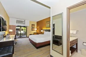 Doubletree by Hilton Whittier Los Angeles - Vue de la chambre