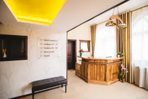 Karlhof - Reception
