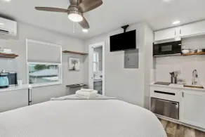 Beach 5 Villas on Amelia Island steps to the Ocean - Chambre