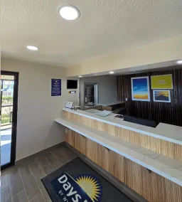 Days Inn by Wyndham Wichita Falls - Hall
