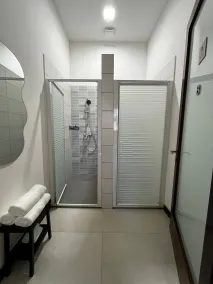 Central Hostel Malta - Badezimmer