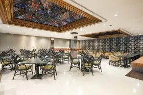 Loman Park Hotel Yogyakarta - Restaurant