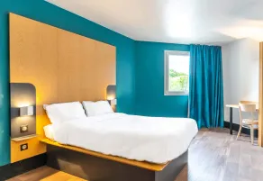 B&B HOTEL Aix-en-Provence Le Tholonet - Room