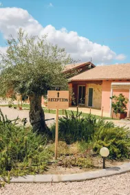 La Vinia Bed&Wine Experience - Adults Only - Reception