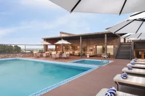 voco Amritsar by IHG - Piscina
