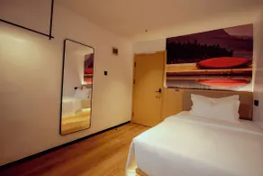 Ivy Hotel Lagos Ikeja - Habitación