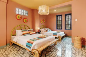 Por Aqui Stay & Dine - Room