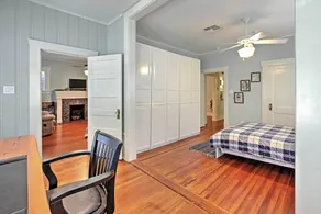 Houston Montrose Home: Walk to Bars & Restaurants! - Room