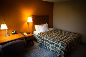 Regency Inn & Suites - Værelse