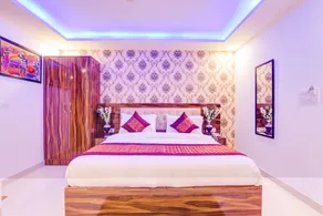 Hotel Festival At Delhi Airport  - Quarto