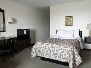 The Trail Inn - Slayton, MN - HWY 59 - Rom