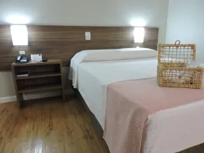 Hotel Açores Premium- 5 minutos do Moinhos de Vento - Room