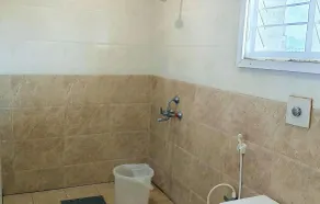 Hotel M S Pride - Baño