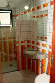 Platinum Hotel - Bathroom