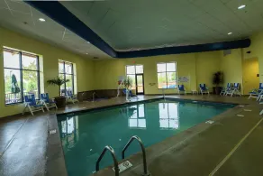 Embassy Suites by Hilton Minneapolis North - Piscine
