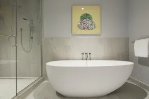 Kimpton - The Forum Hotel by IHG - Bathroom