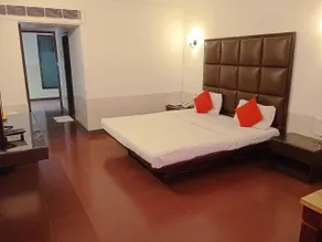 Arnala Beach Resort - Room