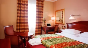 Best Western Premier Hotel Astoria - Habitación