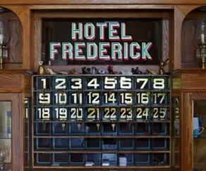 Hotel Frederick - Hall