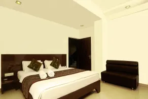 Hotel Metropolitan Near Sindhi Camp - Chambre