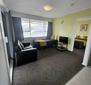 Scenicland Motels - Room