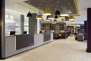 Premier Inn Frankfurt Messe - Reception