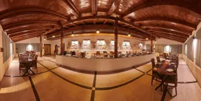 Aacorn Hideaway Resort & Spa - Restaurant