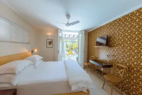 Cape Standard Guest House - Room