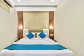 Hotel O Park Circus Near Birla Mandir - Room