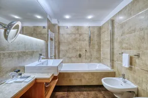 Majestic Hotel - Room